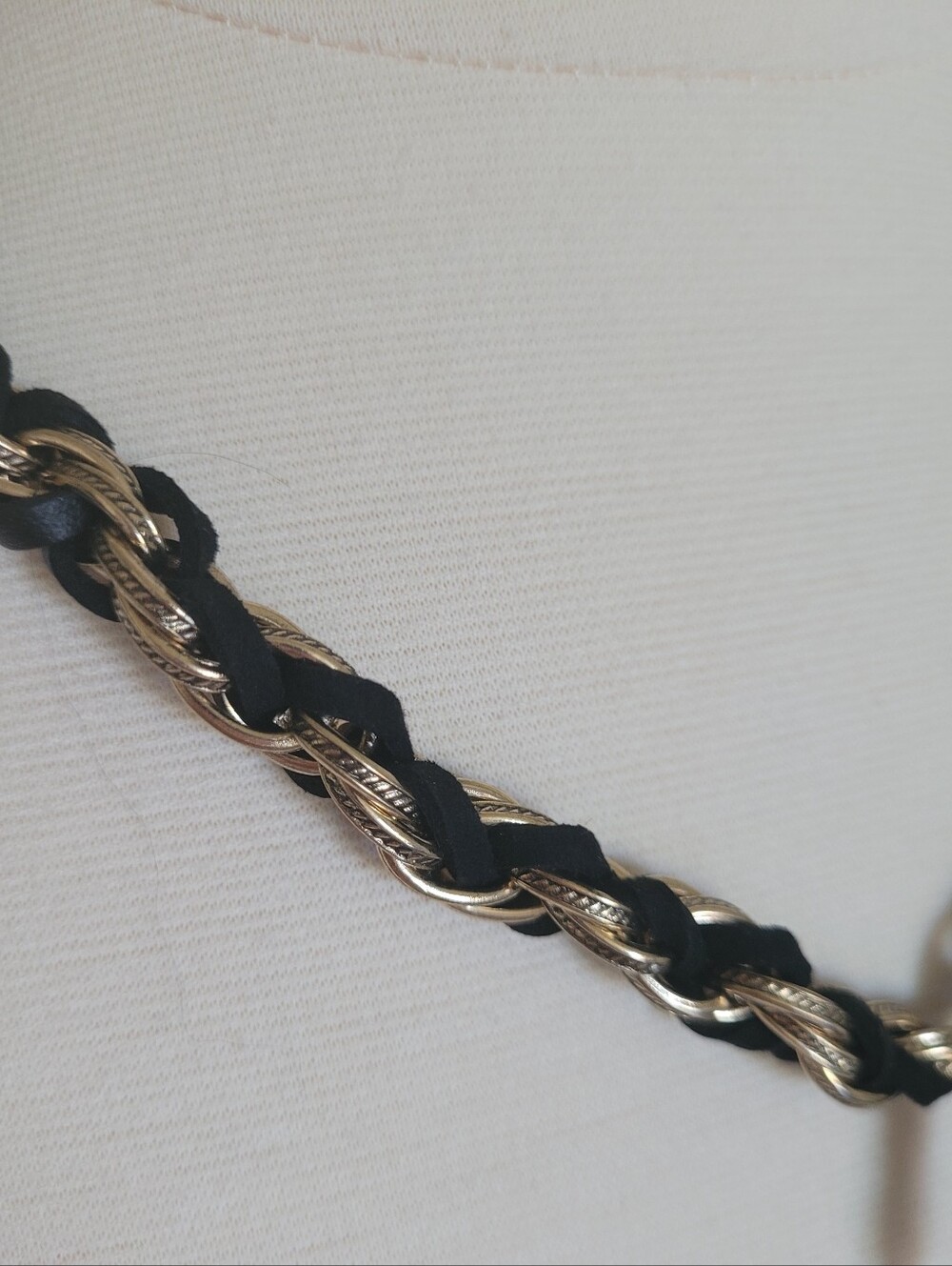 Free People Chunky Necklace. - Picture 5 of 9